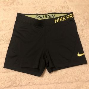 Women’s Nike tights